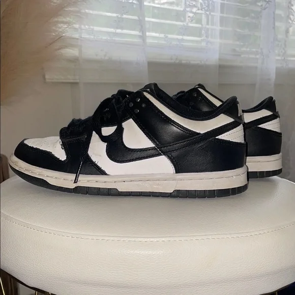 Nike Dunk Low - Picture 2 of 7
